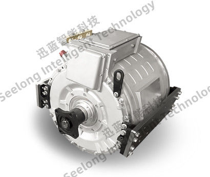 XLEM 83KW 510Nm 3000 vòng / phút Hiệu suất động cơ truyền động xe du lịch của động cơ